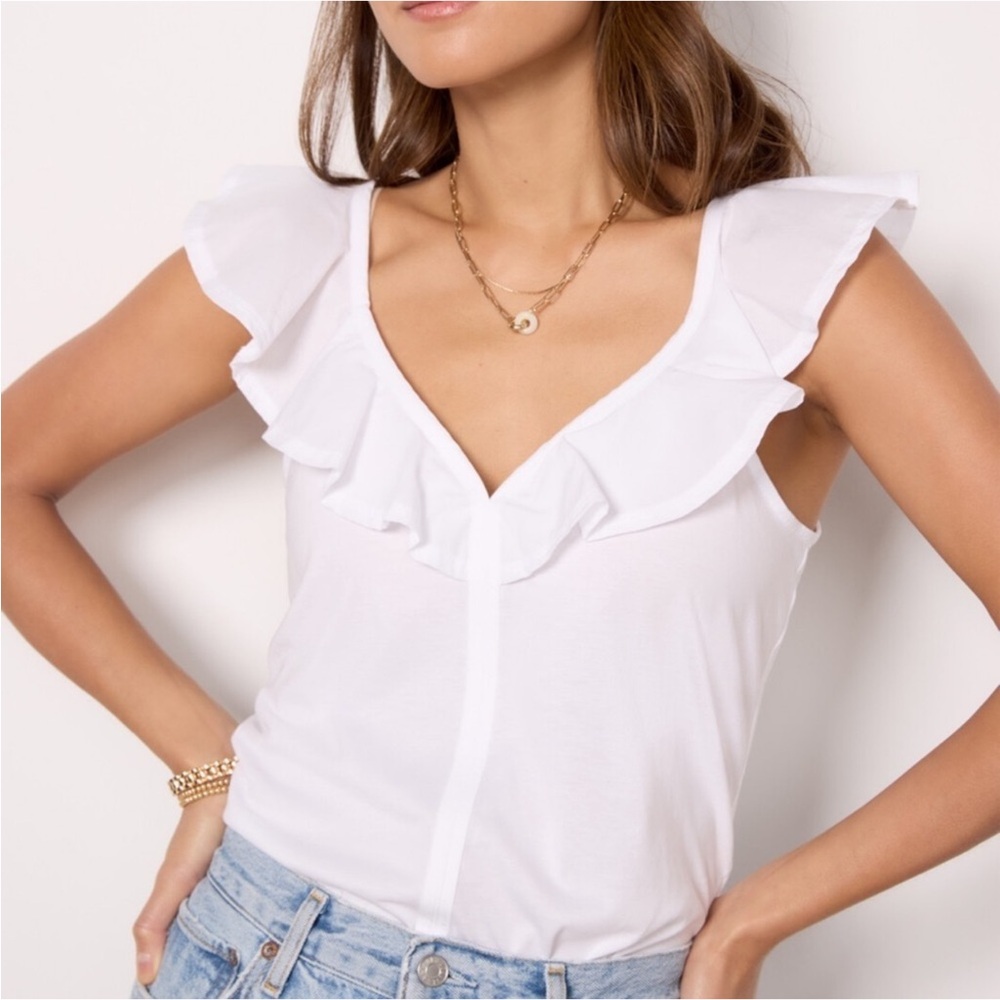Evereve Nation LTD White Ruffle Blouse